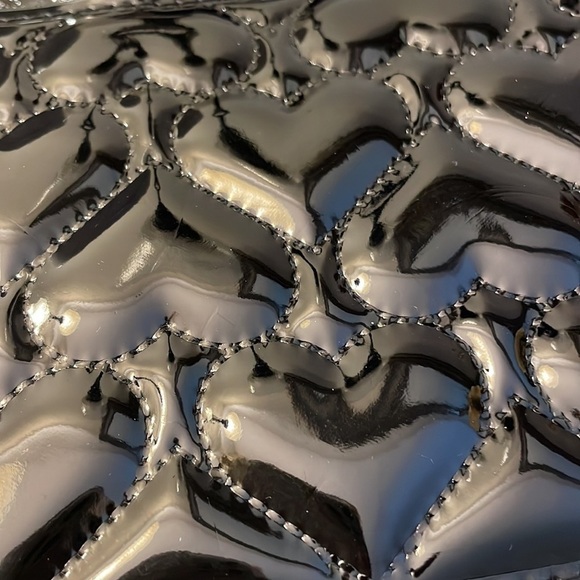 Black Heart Betsy Style Mini Bag - Picture 11 of 12